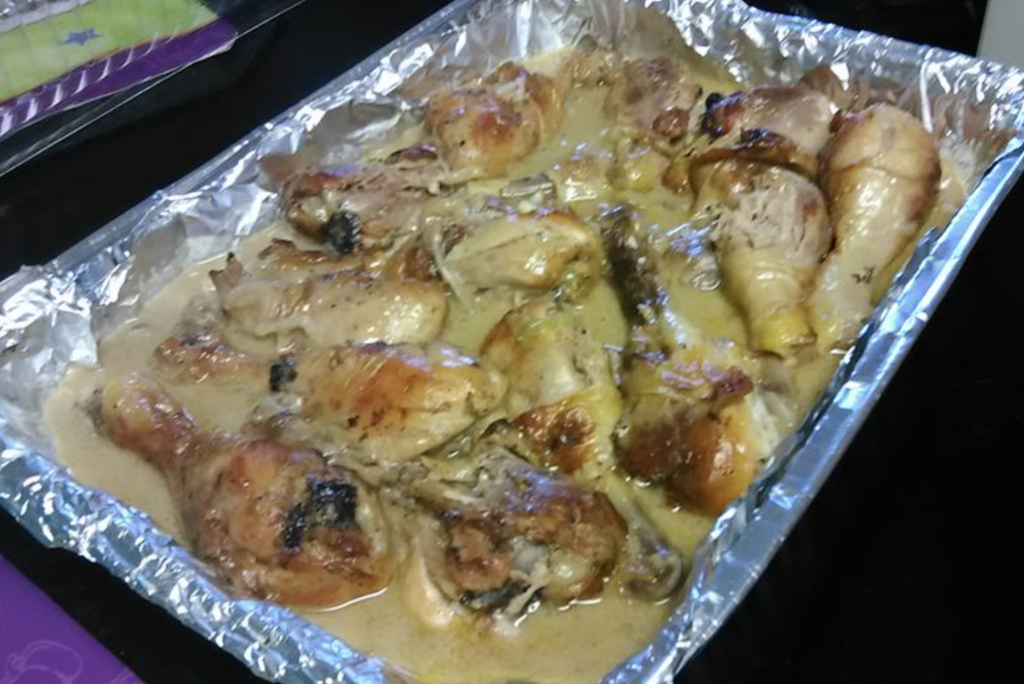 BAKED CHICKEN LEGS WITH CREAM OF MUSHROOM - Recipes Website