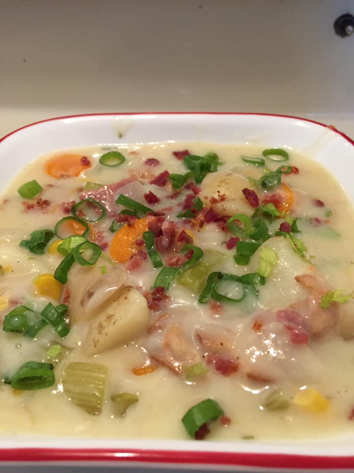 Slow Cooker Creamy Potato Bacon Soup Recipes Website 4500